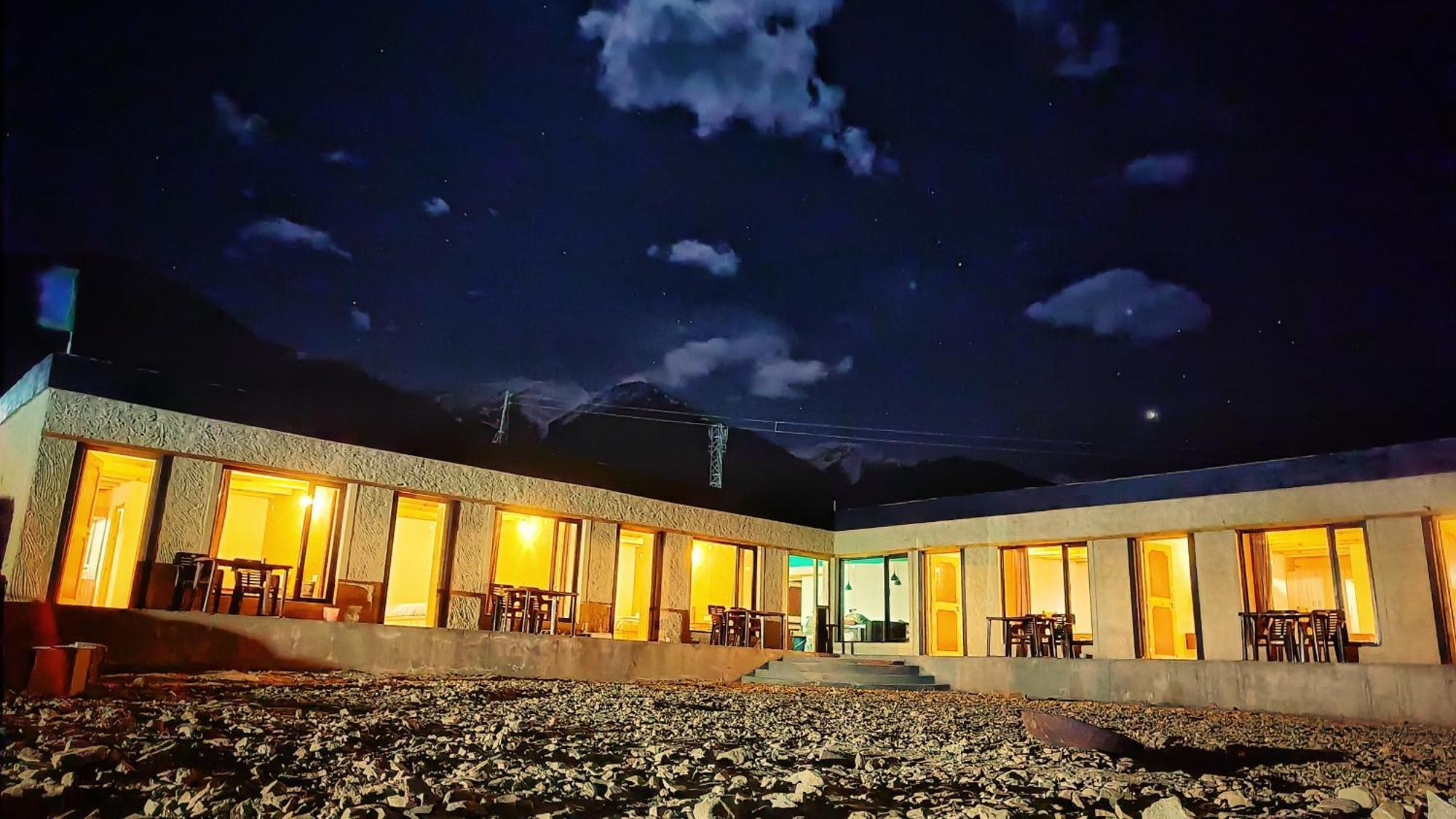 Mystic Pangong Hotel Spangmik Exterior foto